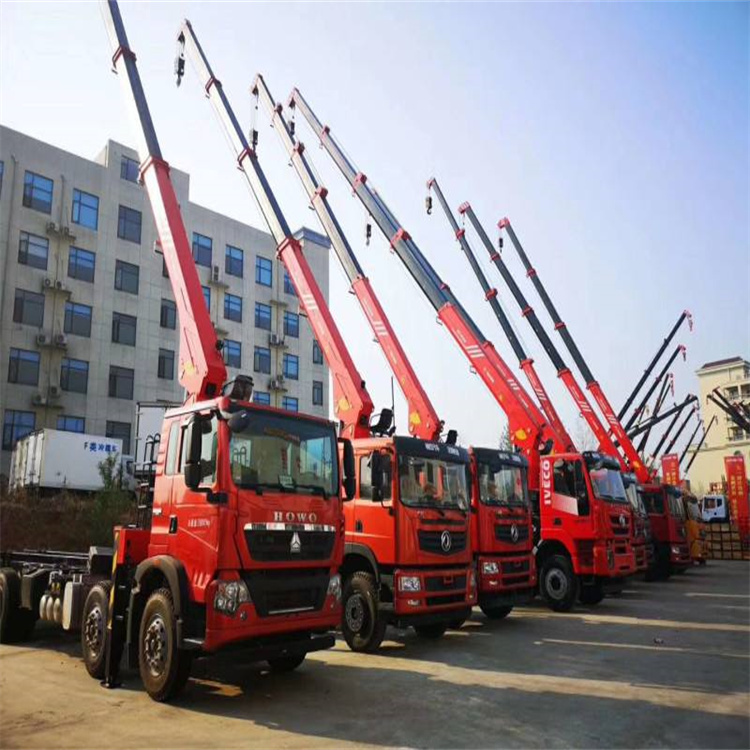 罗田租专业吊车电话