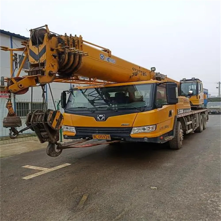 罗田吊车出租保险：全面覆盖，安全无忧